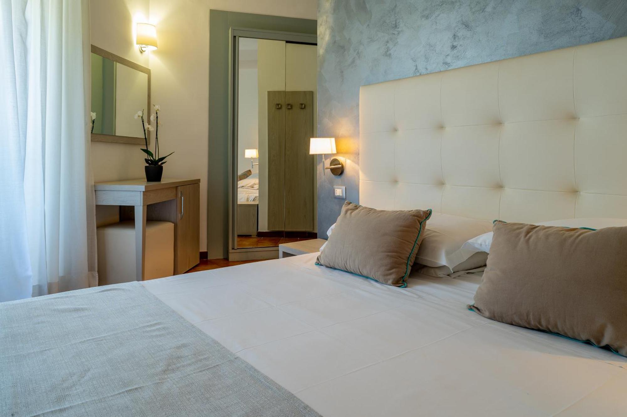Hotel Gabriella — Photos 1